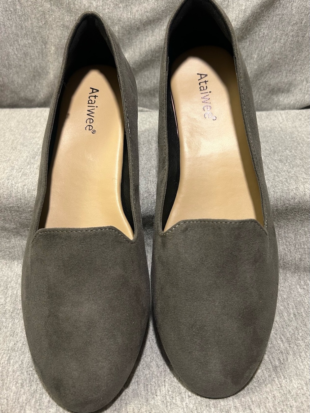 Ataiwee Women's 9 Faux Suede Flat Shoes Round Toe